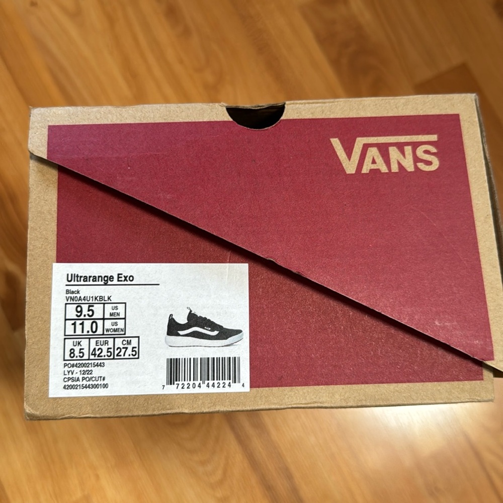 NEW Vans Ultrarange Exo 9.5